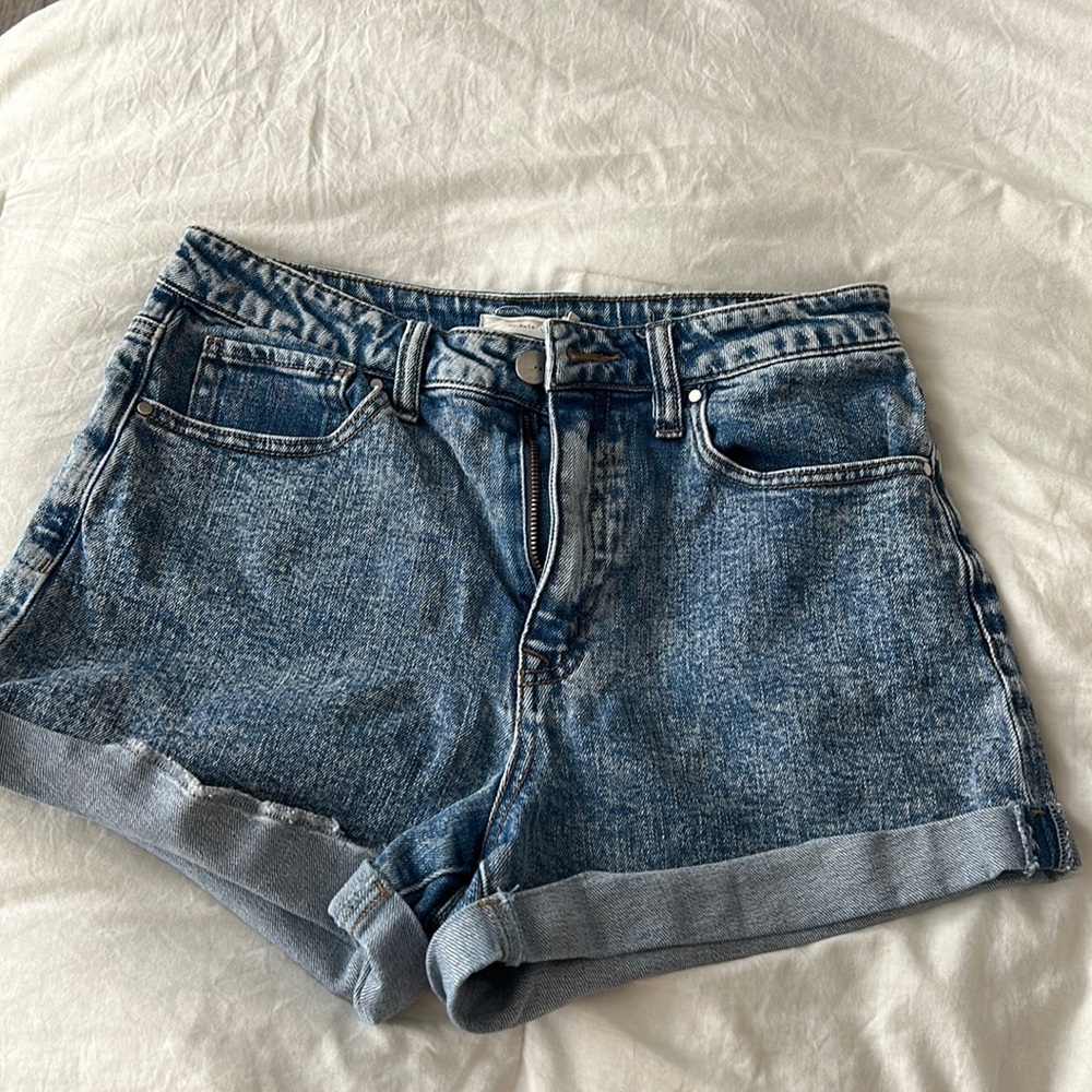 Dark wash high waisted shorts